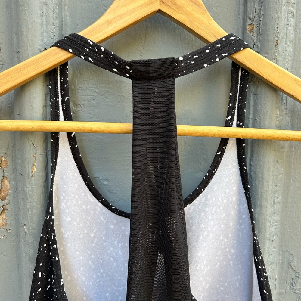 Lululemon Drop It like it’s hot tank, approx size 4
