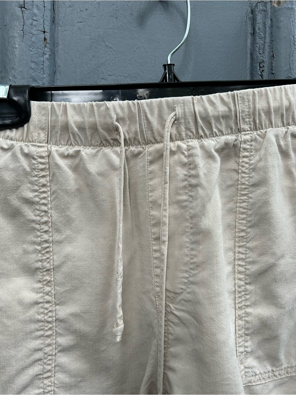 Bella Dahl Tan raw edge Shorts, size L