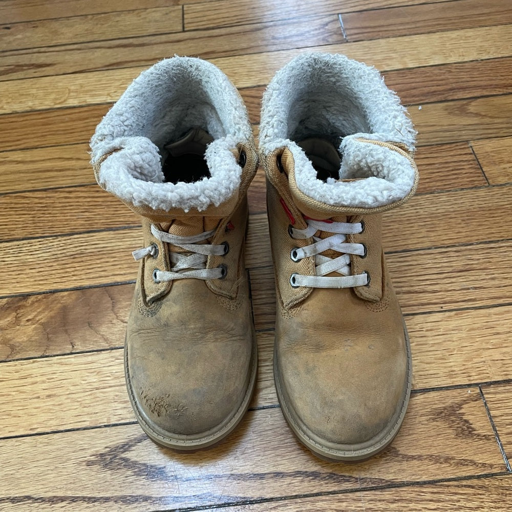 Timberland Ankle Sherpa Hiking Boots, size 2
