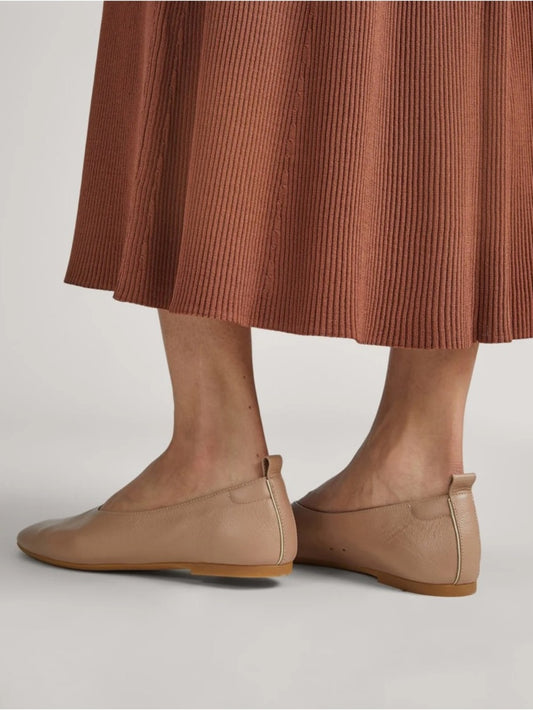 Everlane The Day Glove Leather Ballet Flats in Taupe, Womens Size 8.5