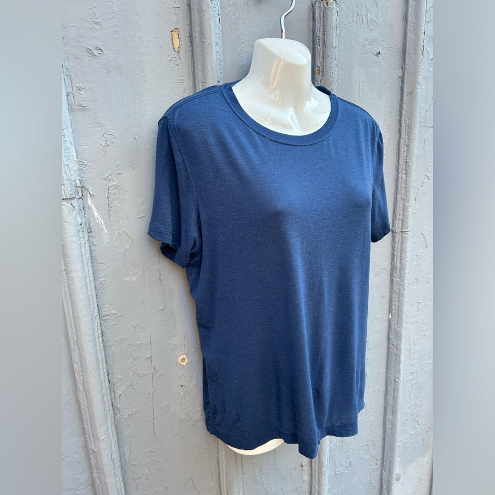 Kit & Ace Cashmere Blend Tee, size 6