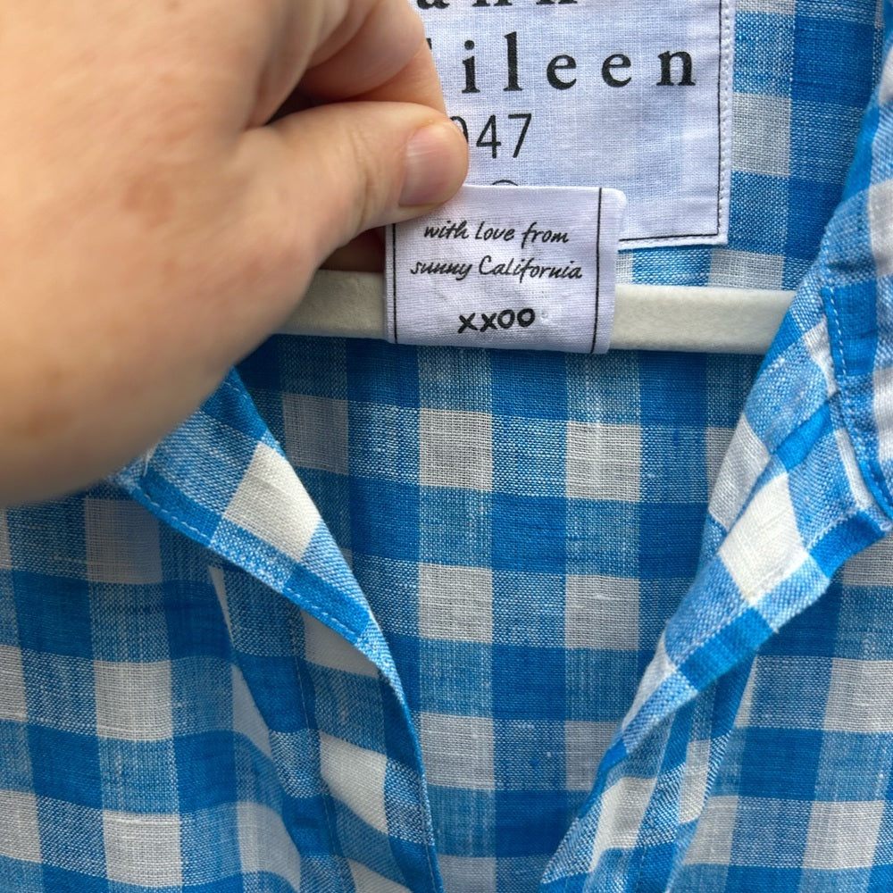 Frank & Eileen Barry Tailored Button Up Shirt, Size M