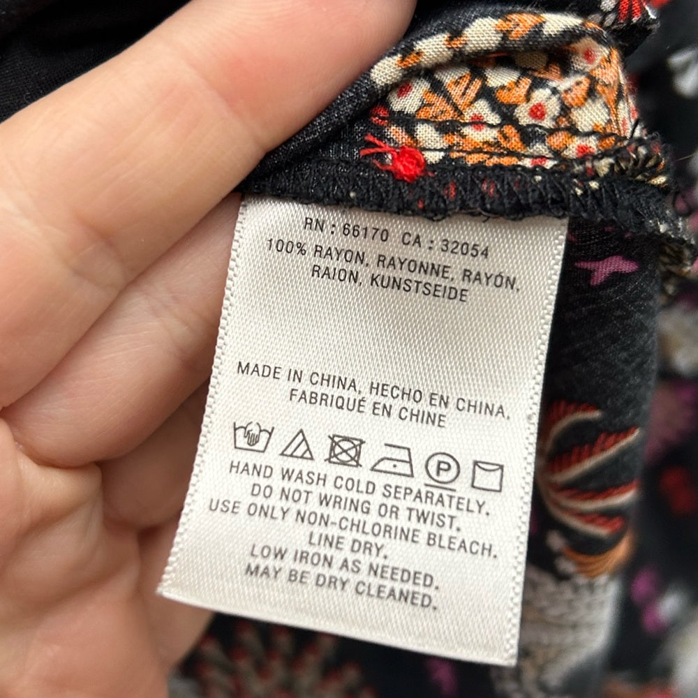 Anthropologie 52 Conversations “Fly the Coop” button-down top, size 6