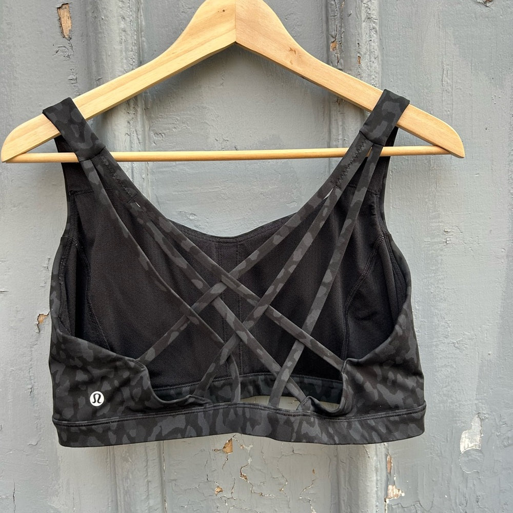 Lululemon Free To Be Serene Bra, size 14