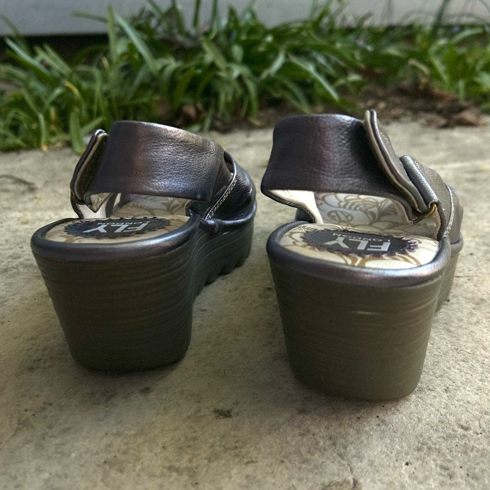 Fly London Yakin Pewter Wedge, size 38