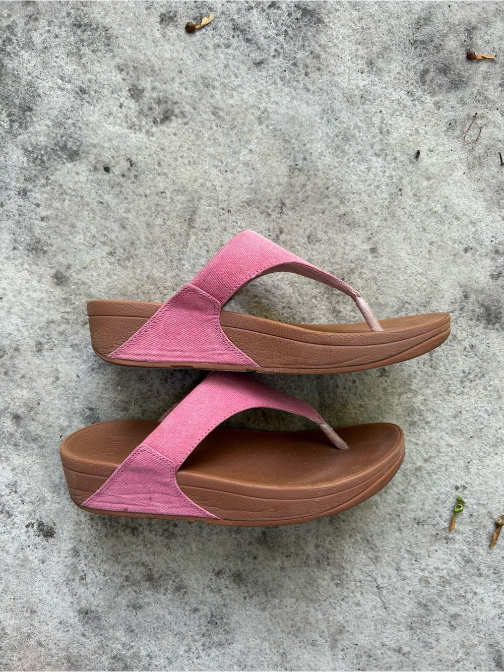 FitFlop Lulu Pink Suede Sandal, size 7