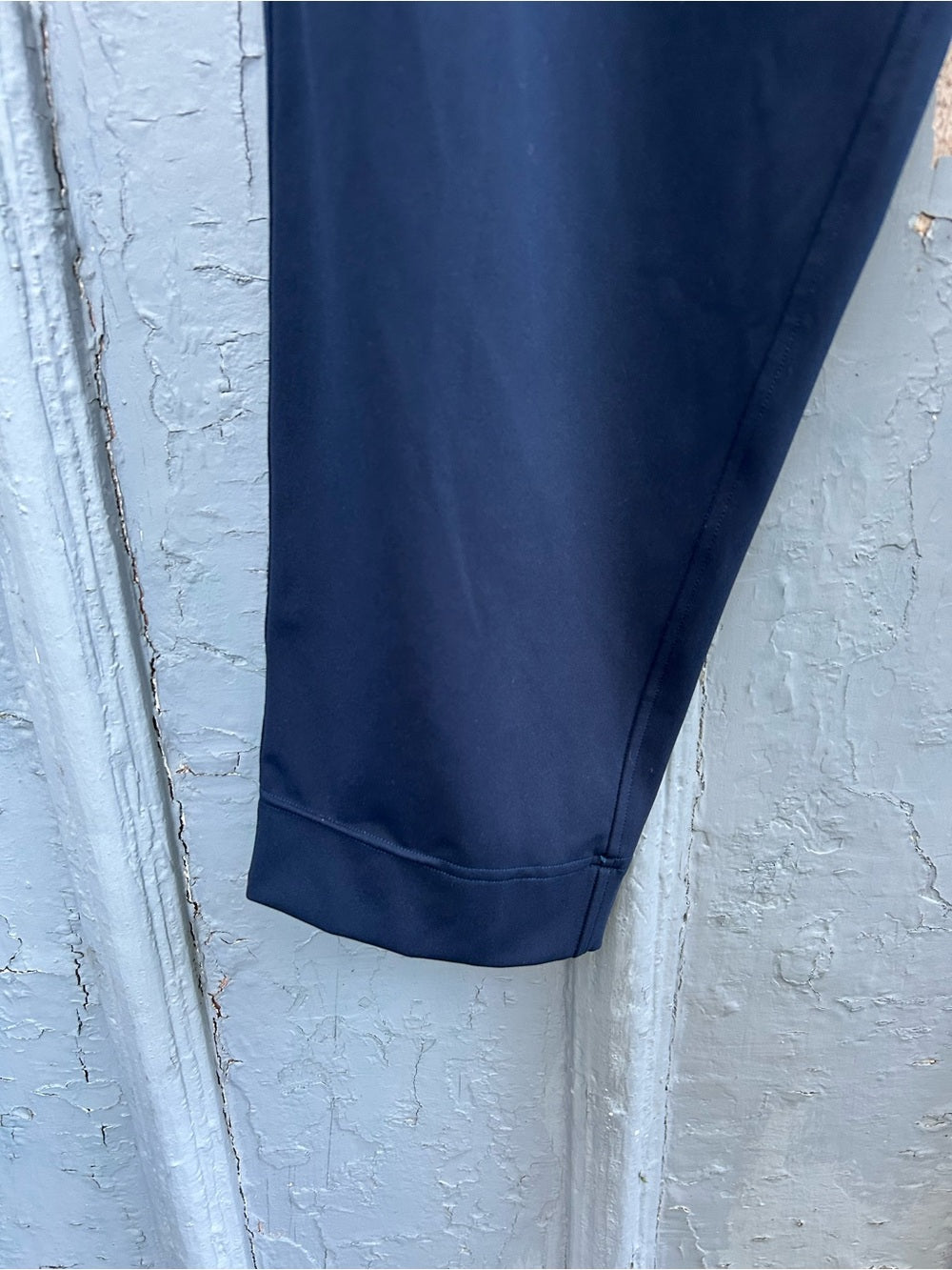 Lululemon Navy Tapered-Leg Mid-Rise Pant 7/8 Length, M