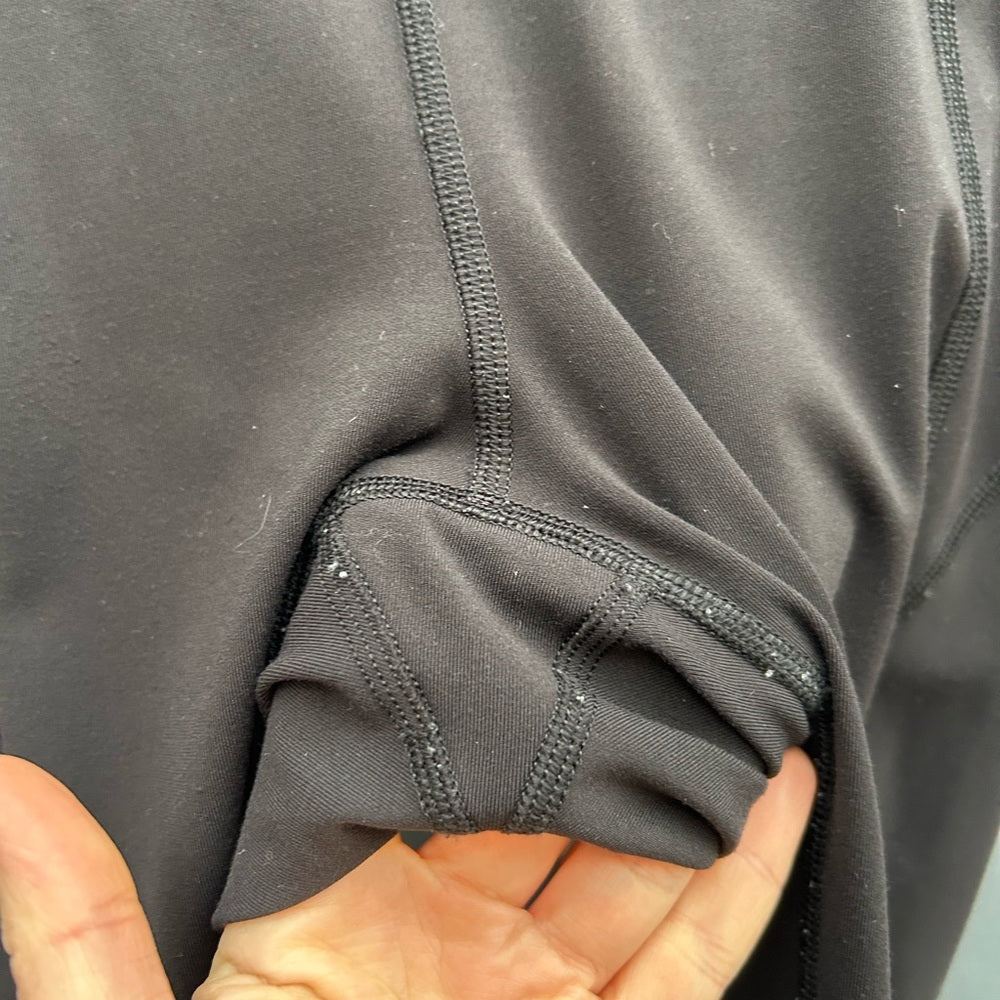 Lululemon Sweaty Endeavour Mesh pants, size 4