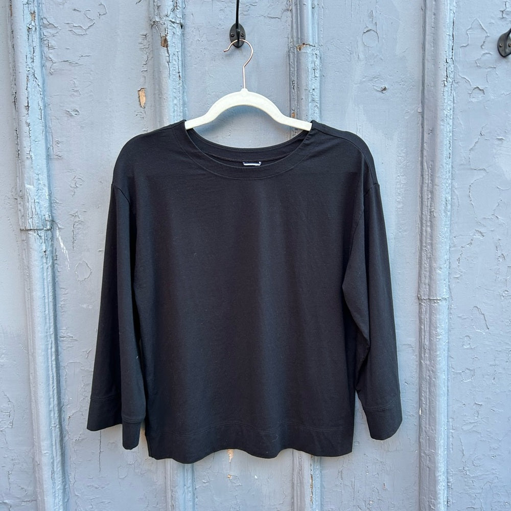 Kit & Ace Freesia Long Sleeved Tee, size XS (fits up to Medium)