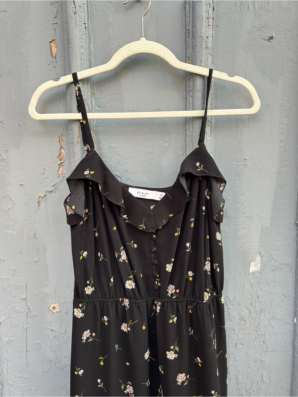 Ali & Jay Floral Ruffle dress, size M