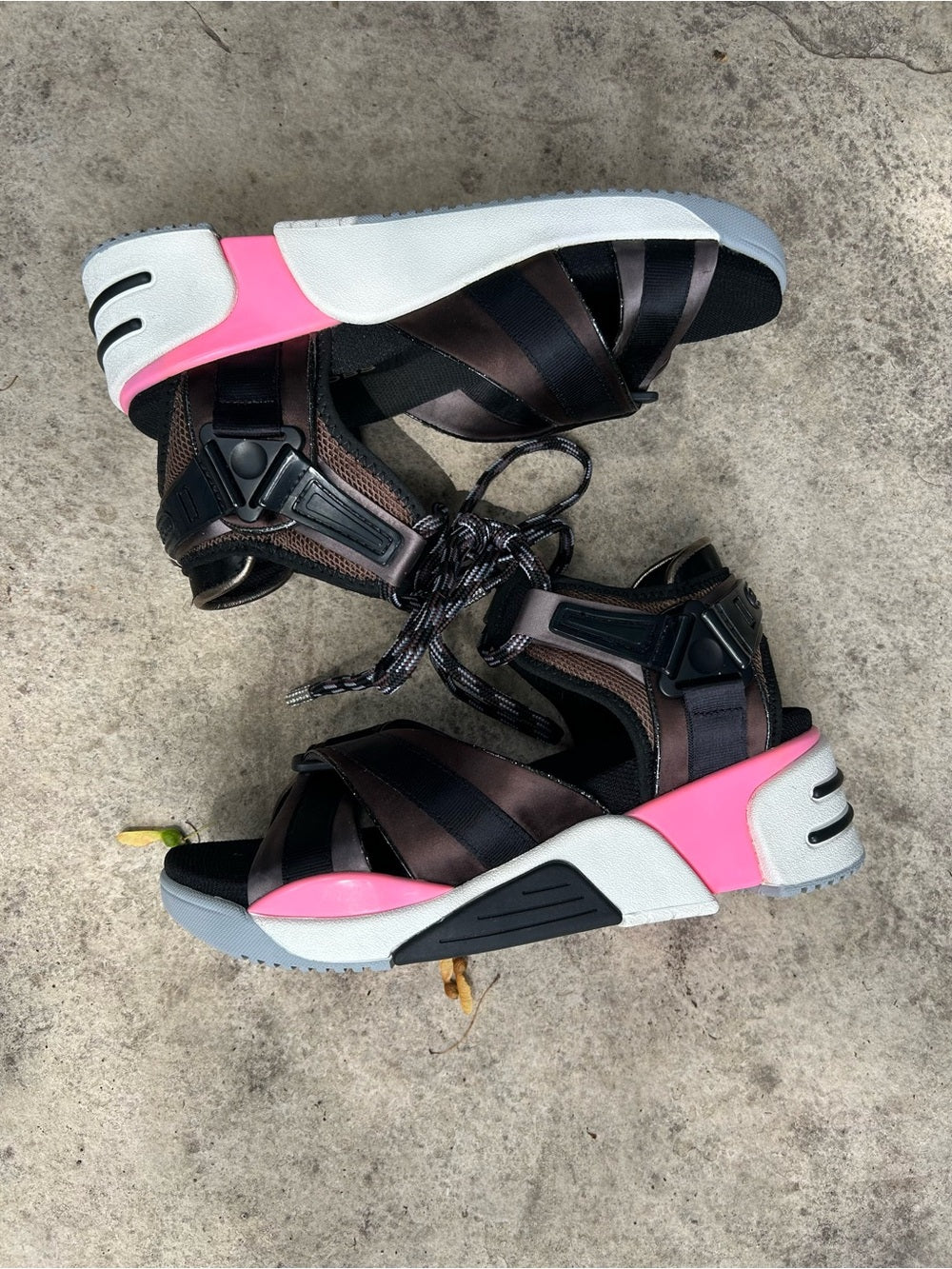 Marc Jacob’s Somewhere Sport Mesh & Satin Sandals, size 38 (7.5)