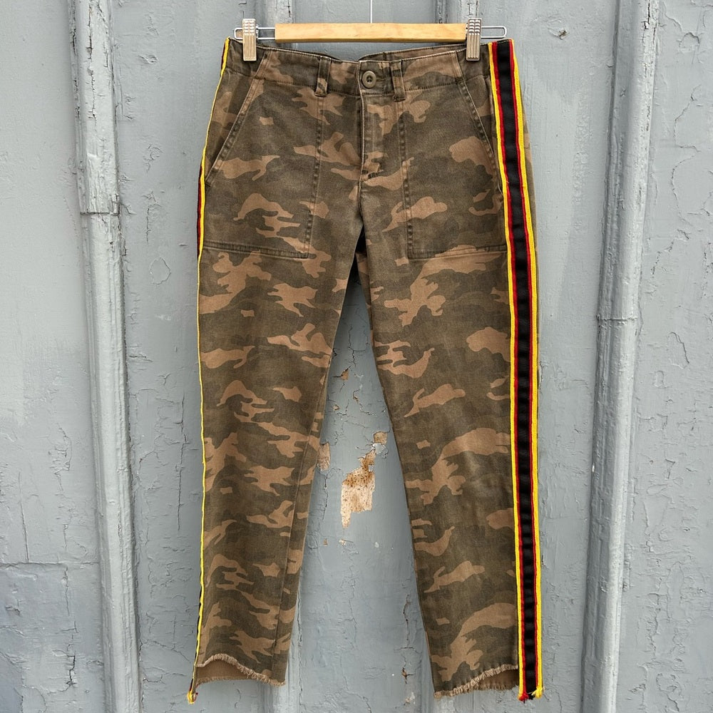 Pam & Gela Camo Side Stripe Pant in Army, size 27