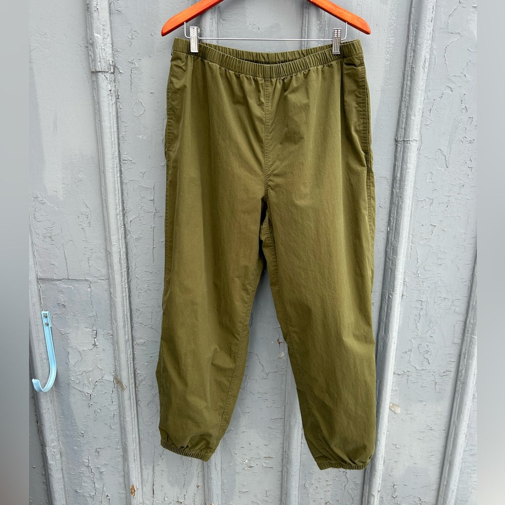 TNA Khaki Deploy Parachute Pant, size Large