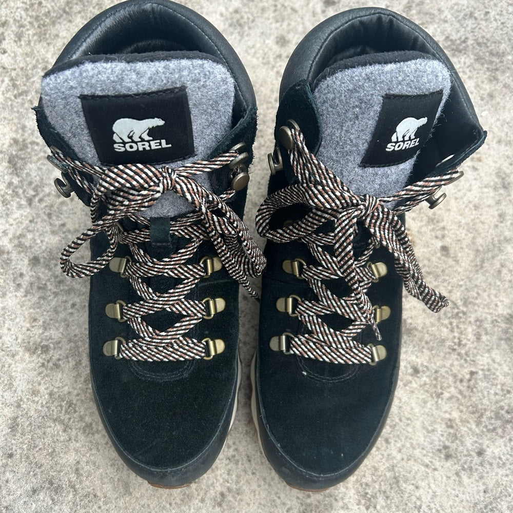 Sorel Kinetic Impact Ankle Boots, size 9.5