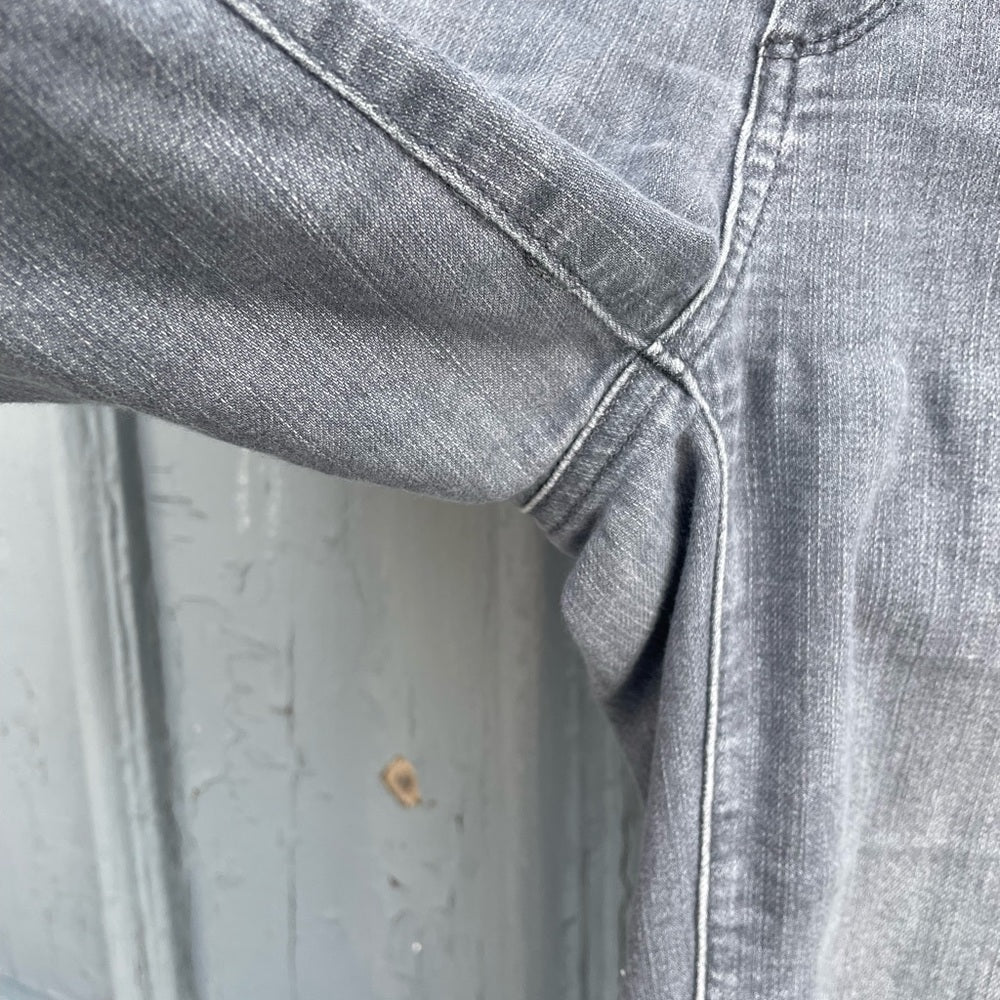 PAIGE Denim Verdugo Skinny Jeans Light Grey, size 28