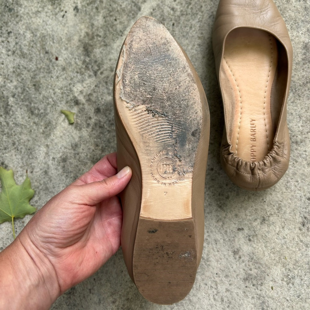 Poppy Barley Taupe On the Go Ballet flats, size 7