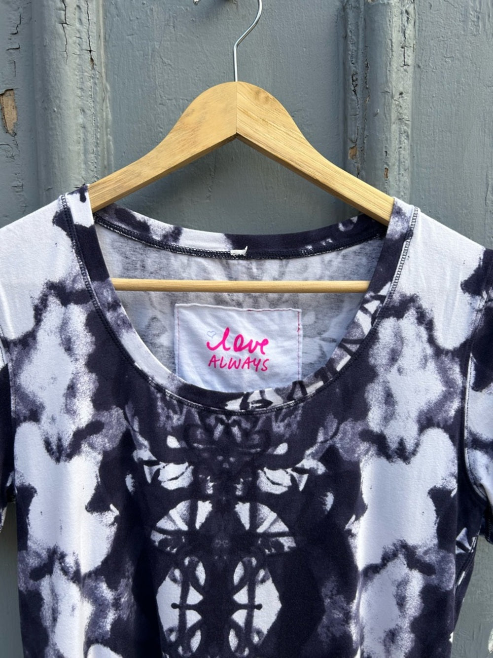 Lululemon Every Yogi Tee *Print, size 8