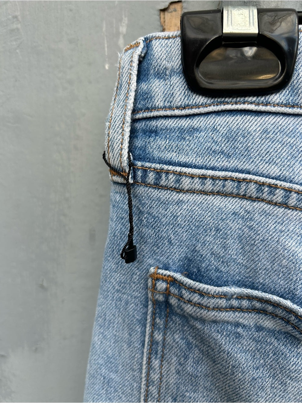 Denim Forum Arlo High Rise Straight, size 30