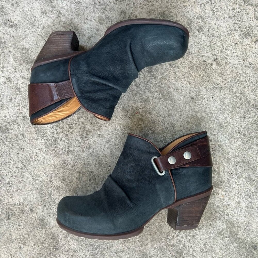 John Fluevog Hopefuls Holly Snapped Ankle Bootie, size 10.5