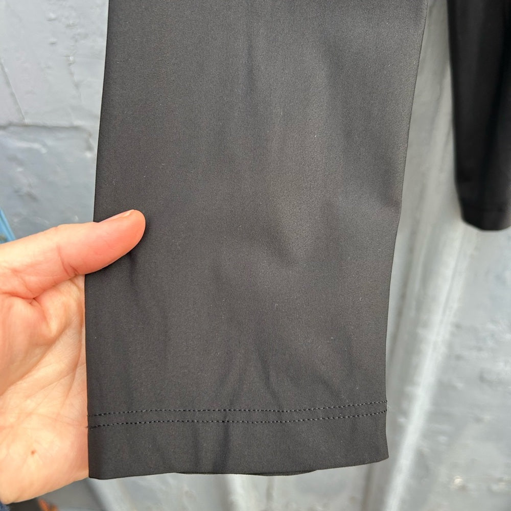 Athleta Ultimate Train Top, size XL