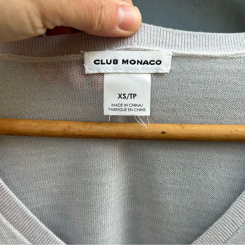Club Monaco v neck sweater, XS