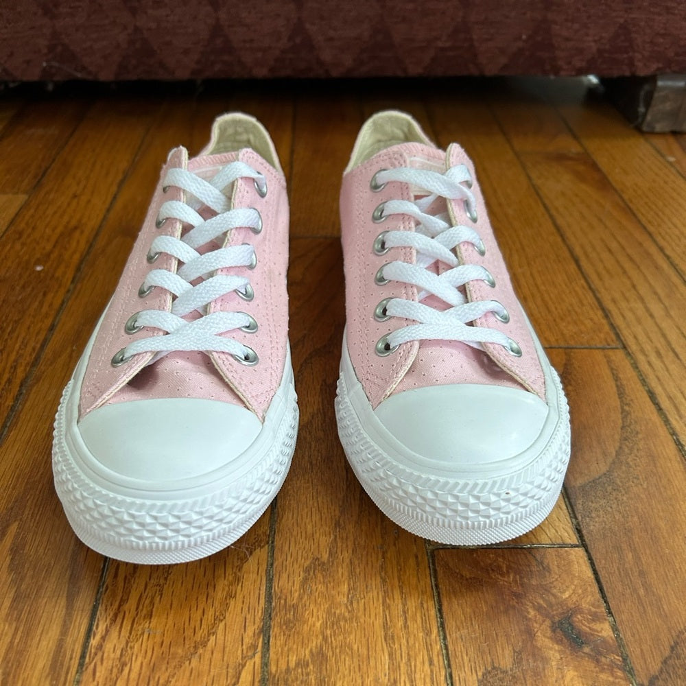 Converse Chuck Taylor All Star Pink Ox, BNIB, size 7.5