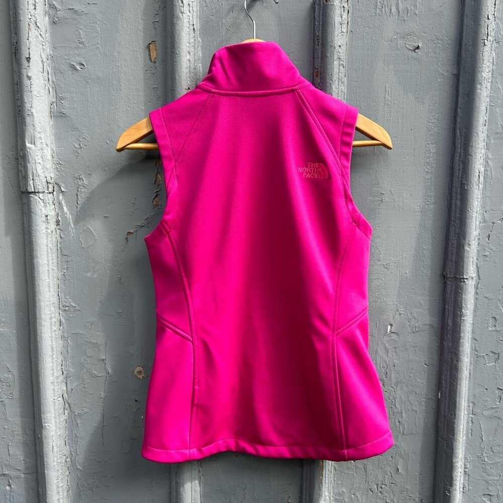 The North Face Ridgeline Hot Pink Soft Shell Vest, size XS