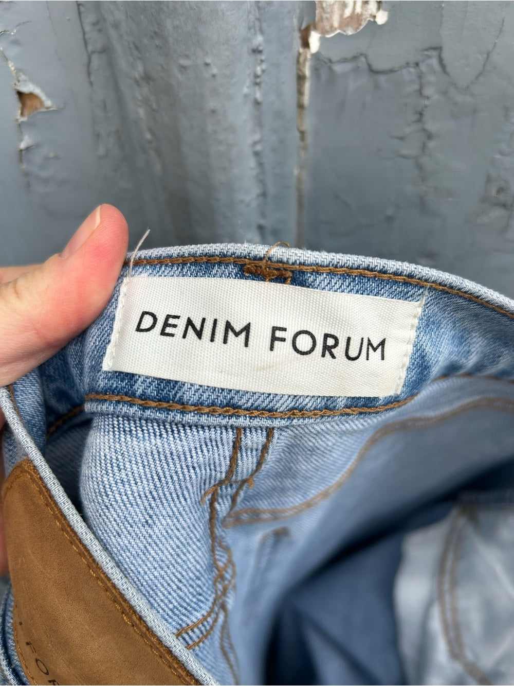 Denim Forum Arlo High Rise Straight, size 30