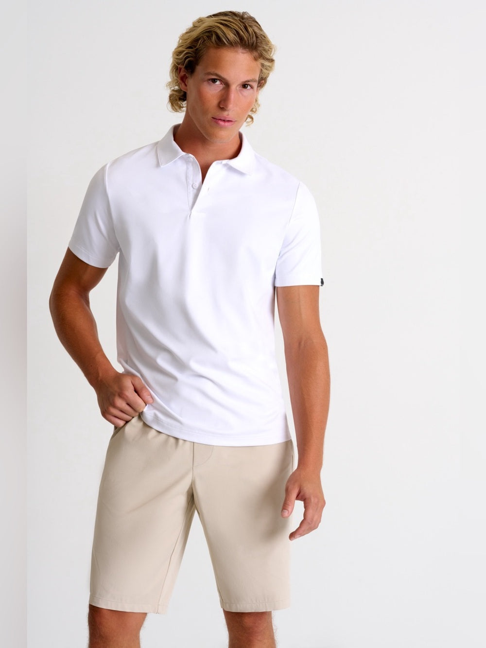 Shan Actuel Polo, white, BNWT, size S