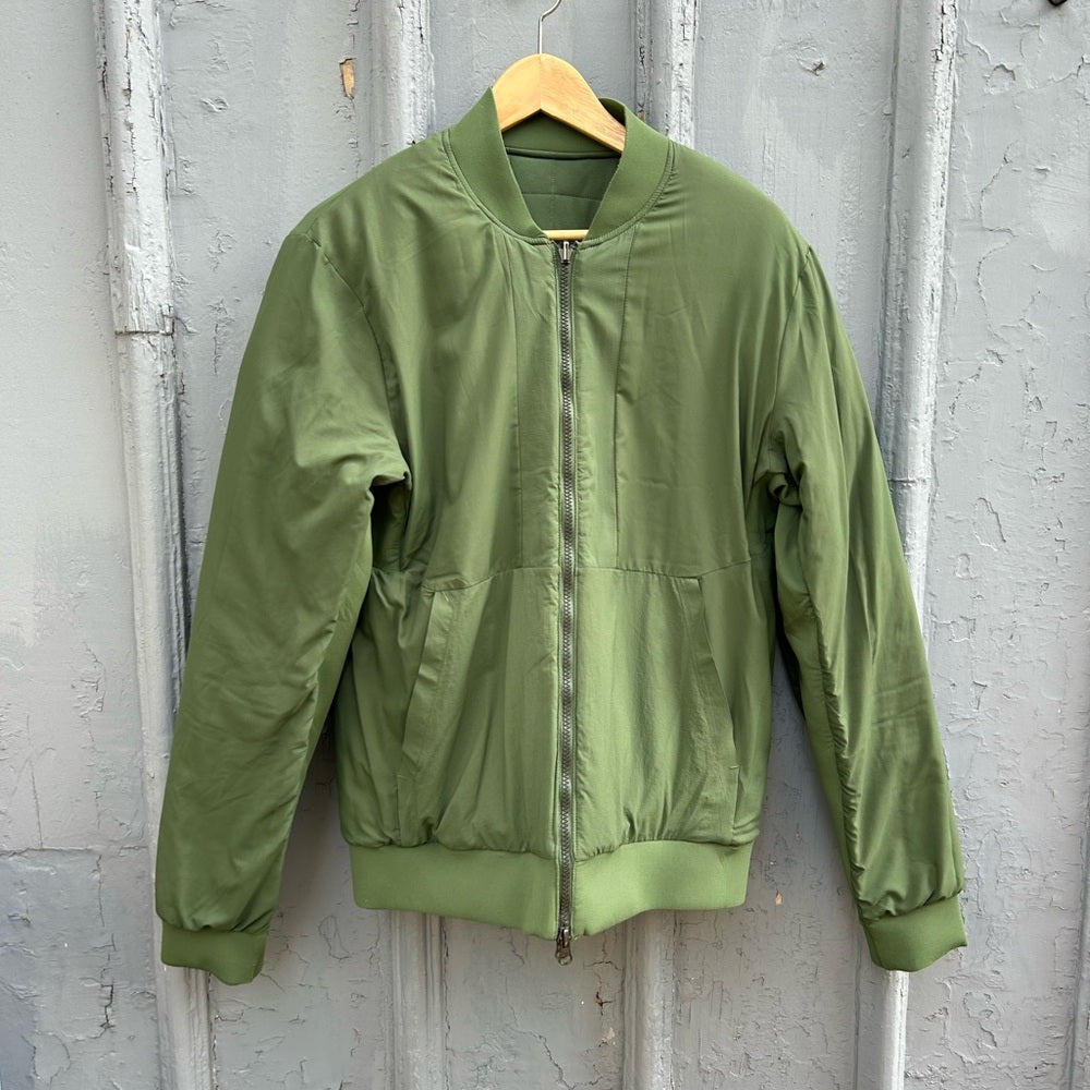 Lululemon Rival Side Bomber, size M