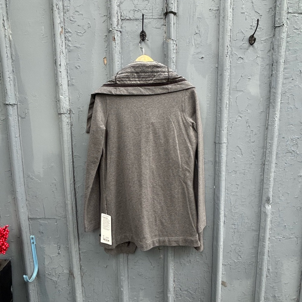 Lululemon dark Grey Savasana Wrap Sweater, BNWT, size 6