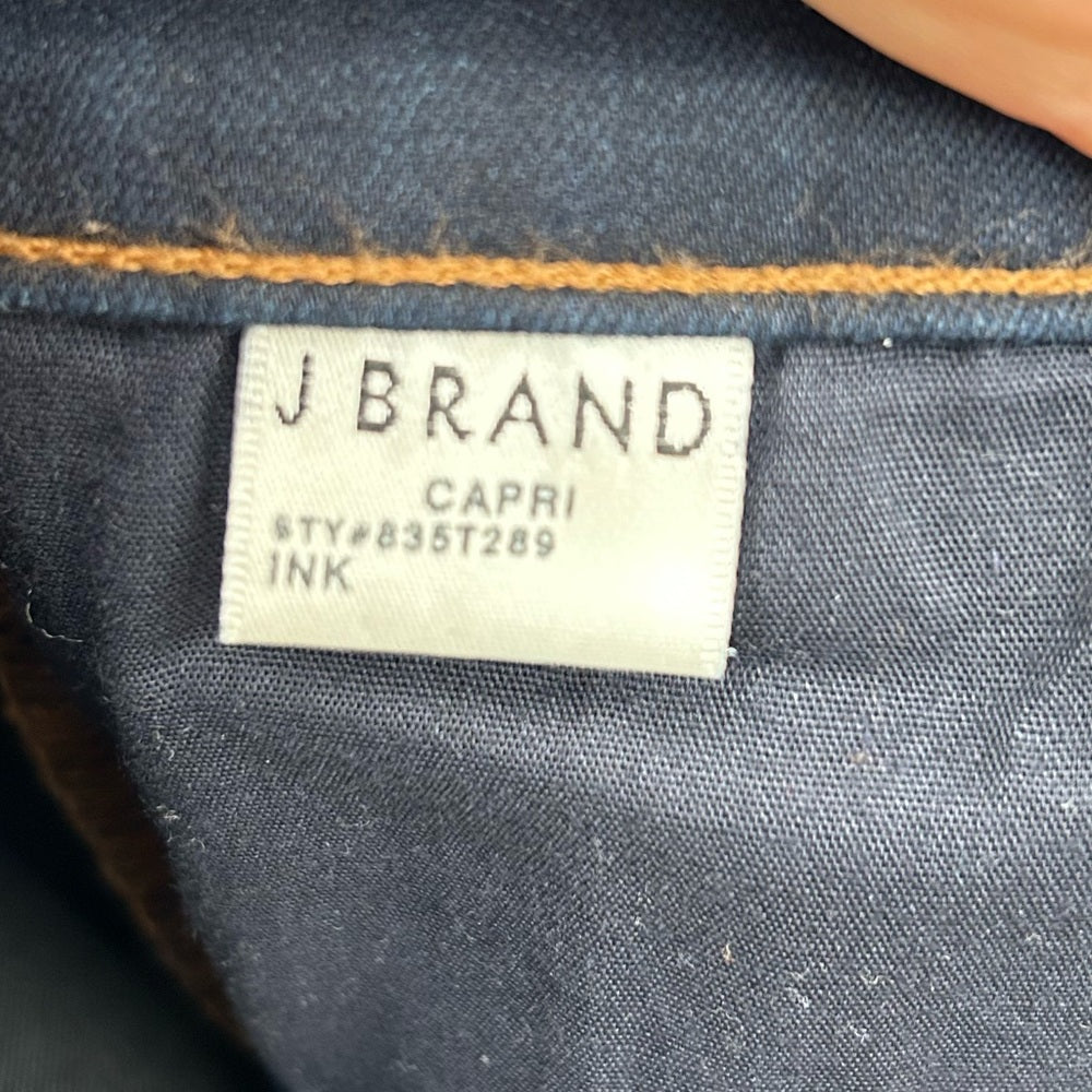 J Brand Mid Rise Capri, size 31