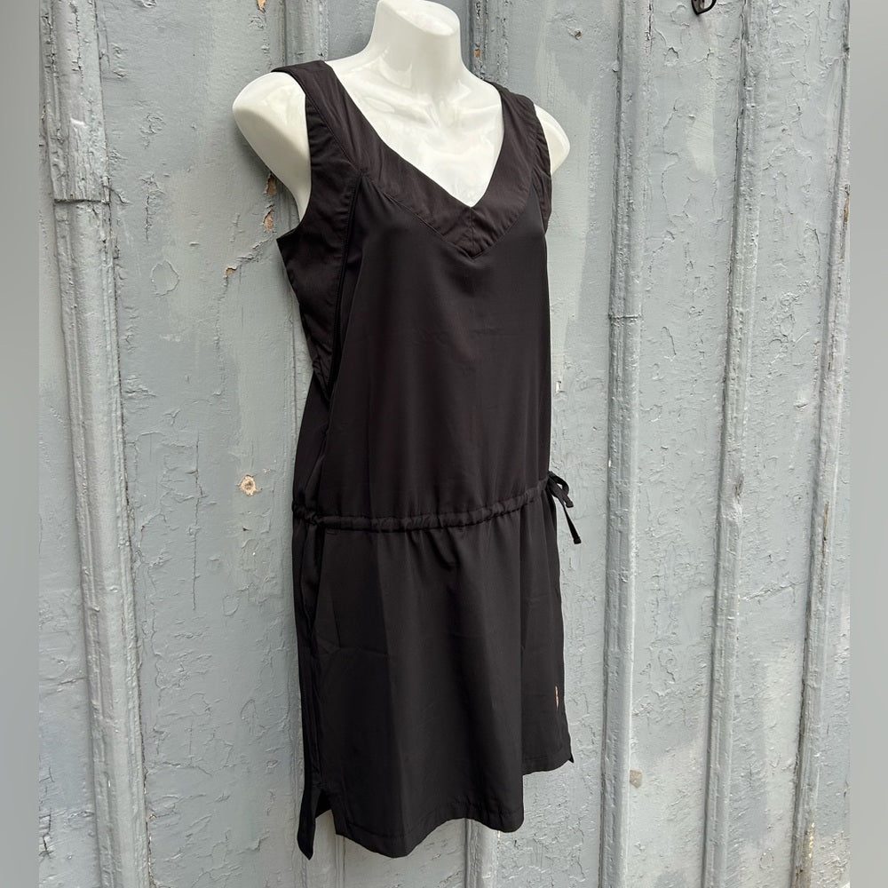 Indygena Burok sleeveless black shift dress, Small