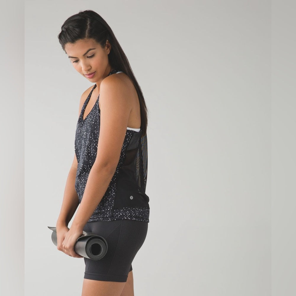 Lululemon Drop It like it’s hot tank, approx size 4