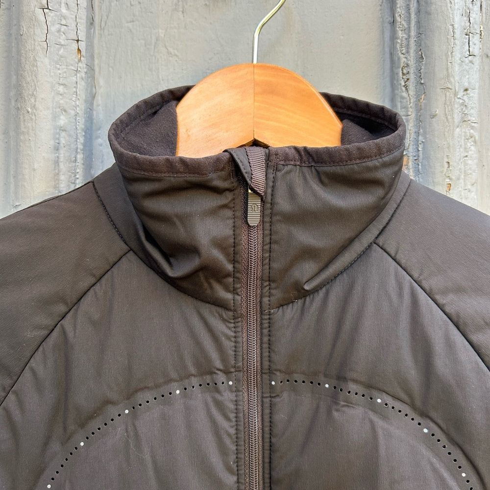 Lululemon Run For Cold Jacket- Black Lightweight Primaloft Jacket size 4