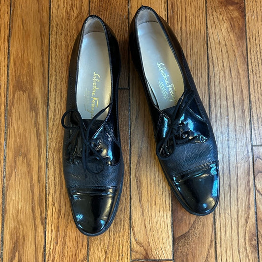 Salvatore Ferragamo lace up leather shoes, size 8.5