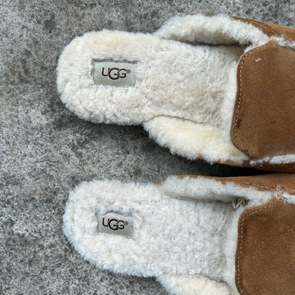 UGG Lane Loafer Slipper Slide, size 6