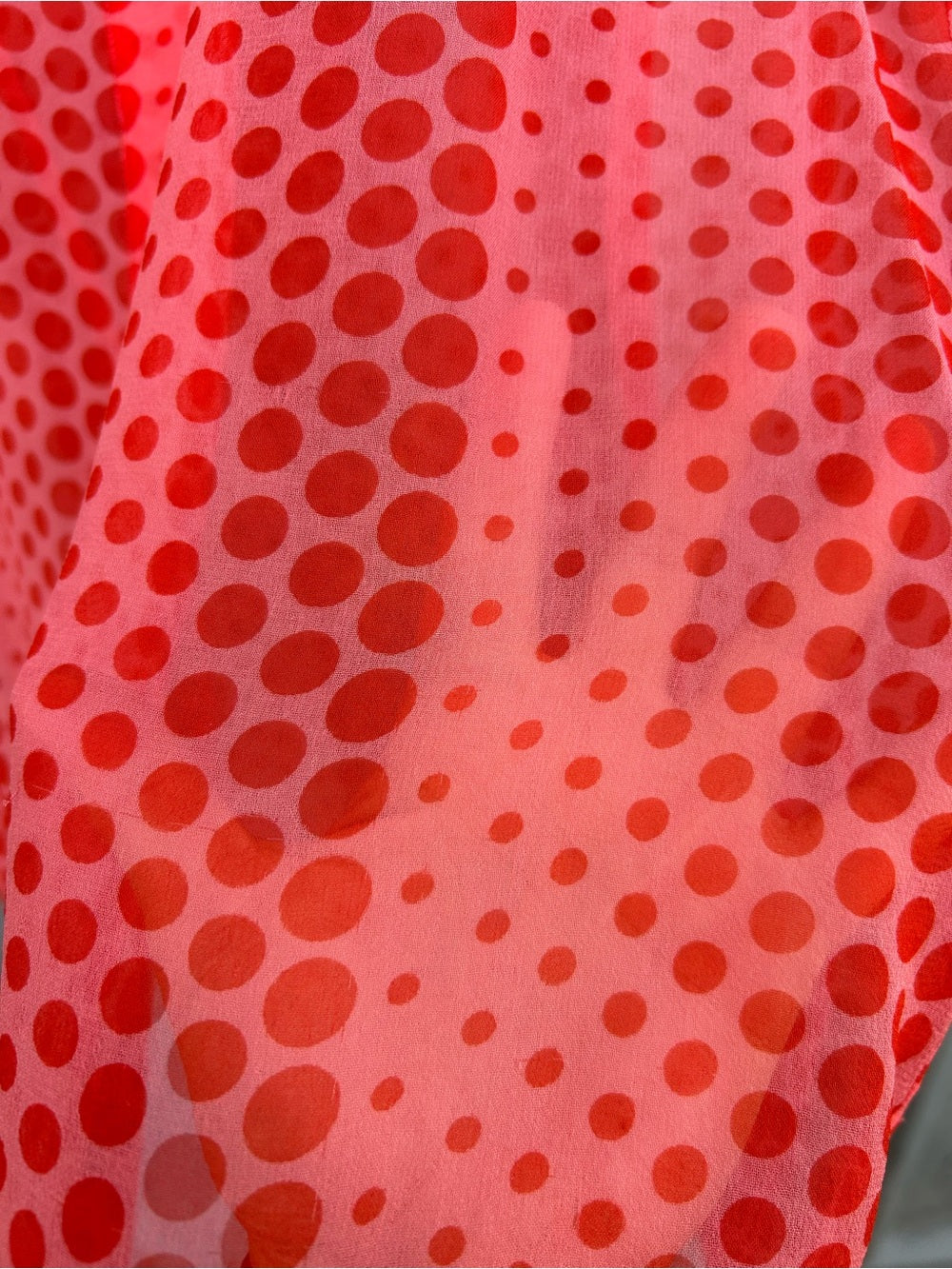 Equipment femme sheer silk pink polka dot tank, size M