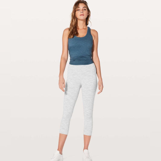 Lululemon crop wunder under, size 8