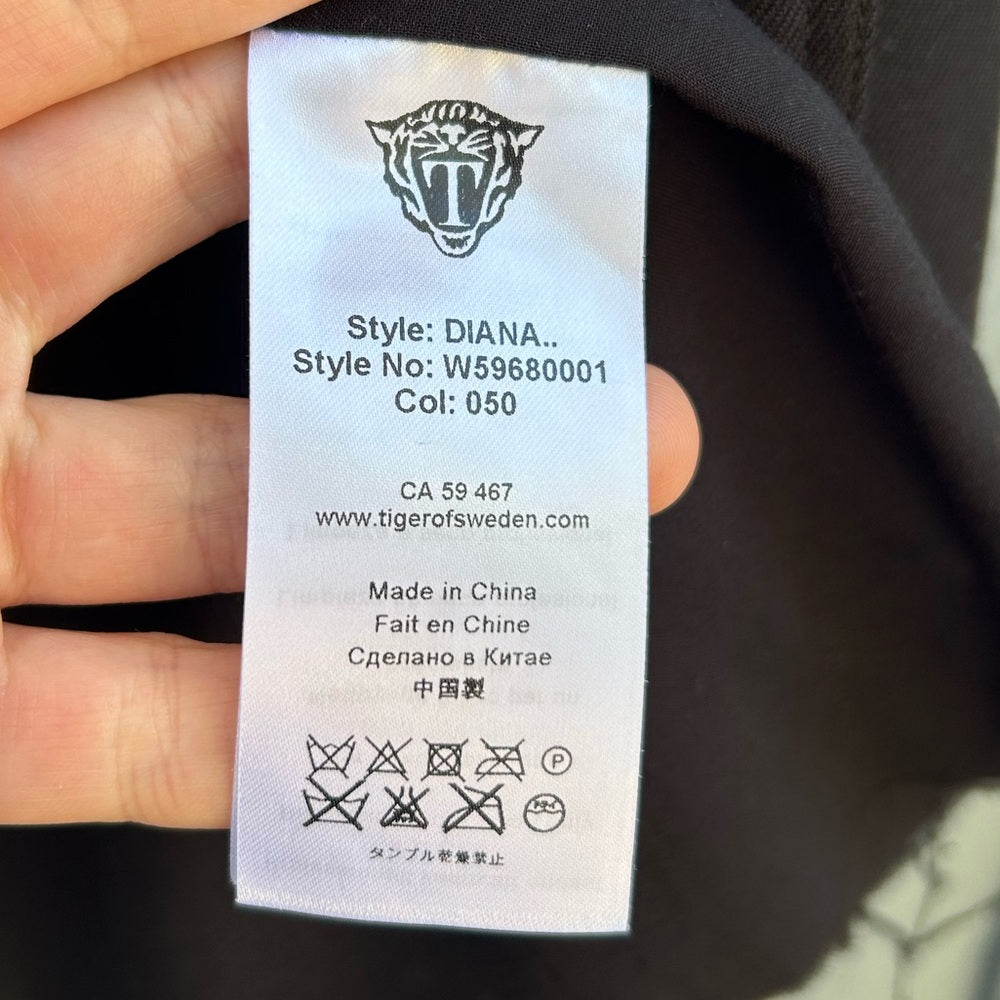 Tiger of Sweden black modern draped scarf  blazer, size M