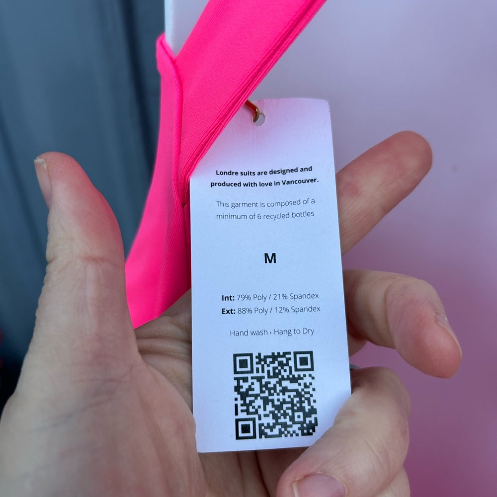 Londre Pink Body wear Minimalist One piece swimsuit, size Medium