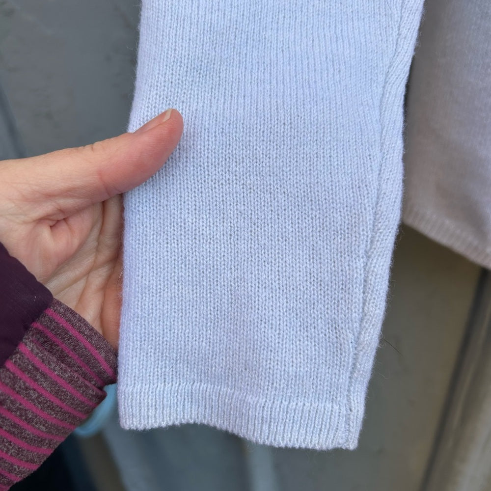 Cashmere Cardigan with embroidery, size M