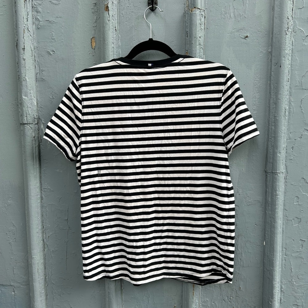 Kit & Ace Striped V neck Tee, size Small