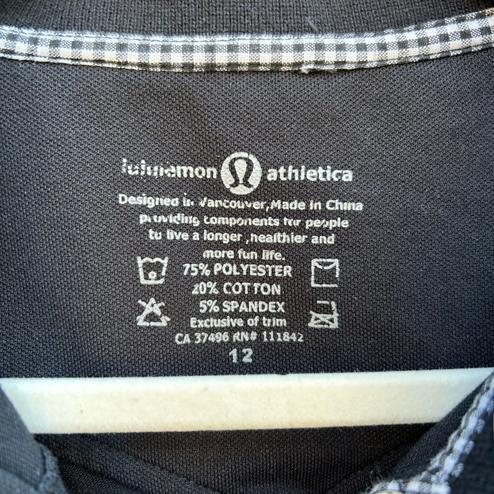 Lululemon sleeveless Golf Tee, size 12