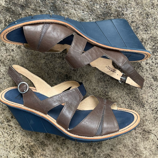 Camper Filippa Wedge Sandals, size 40