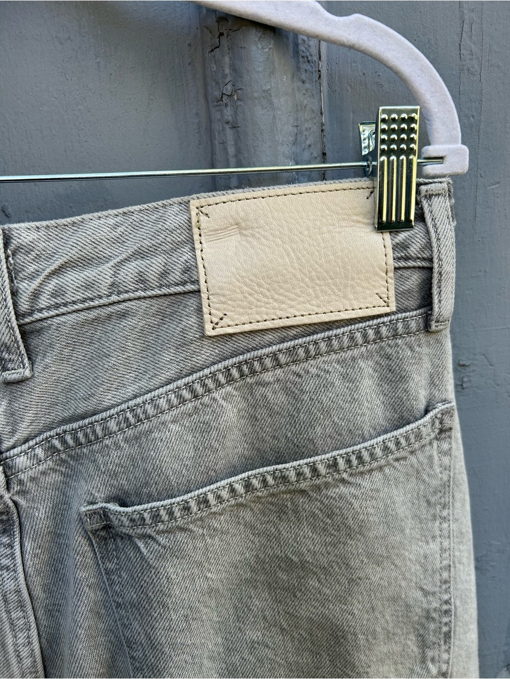 Banana Republic Relaxed Jeans, BNWT, size 29