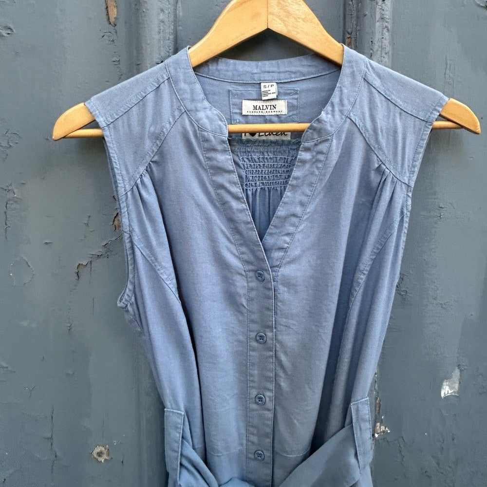 Malvin Blue Linen Midi Dress, Small