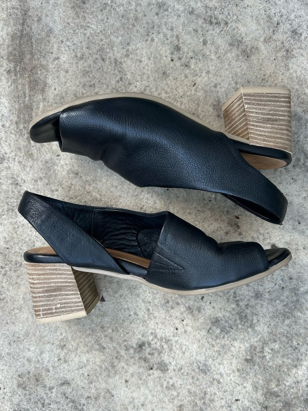 Bueno Black Leather Ryder Slingback, size 37