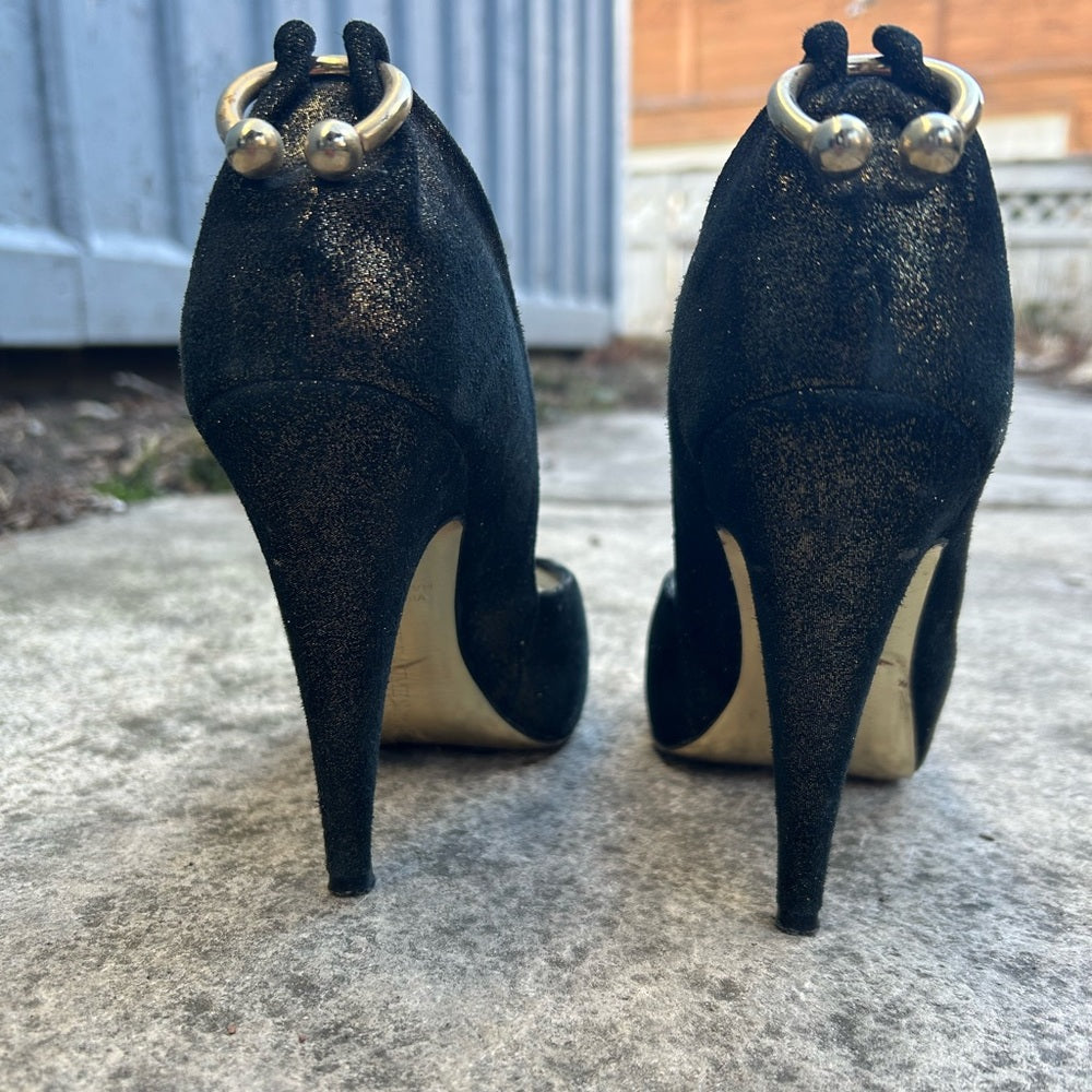 Guillaume Hinfray black and gold peep toe heel, size 37.5