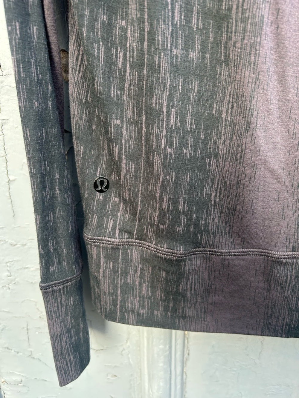 Lululemon Salutation To Savasana Long Sleeve, size 6/8